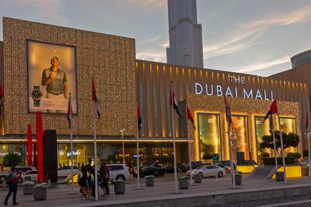 Shopping in Dubai: Malls, Souks, and Hidden Gems 4 Dubai Mall
