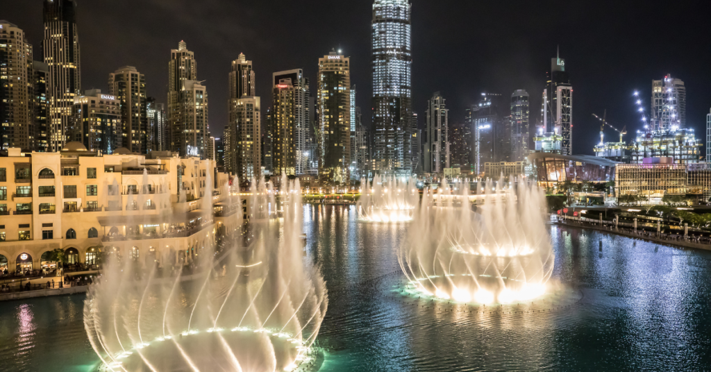 Unveiling the Burj Khalifa in Dubai: Your Ultimate Guide to Iconic Wonder 8 Dubai Fountain
