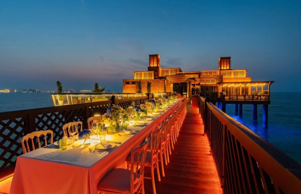 10 Best Restaurants in Dubai and Unforgettable Dining Experiences 6 pierchic