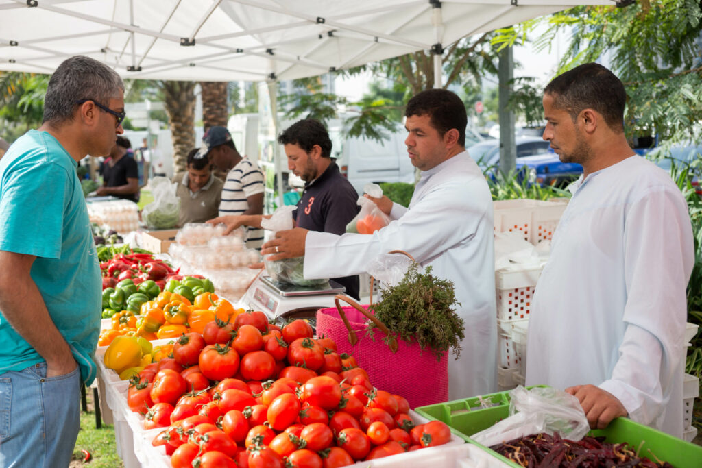 Exploring 10 Best Traditional Markets in Dubai: A Shopper’s Paradise 10 Farmer's Market Dubai