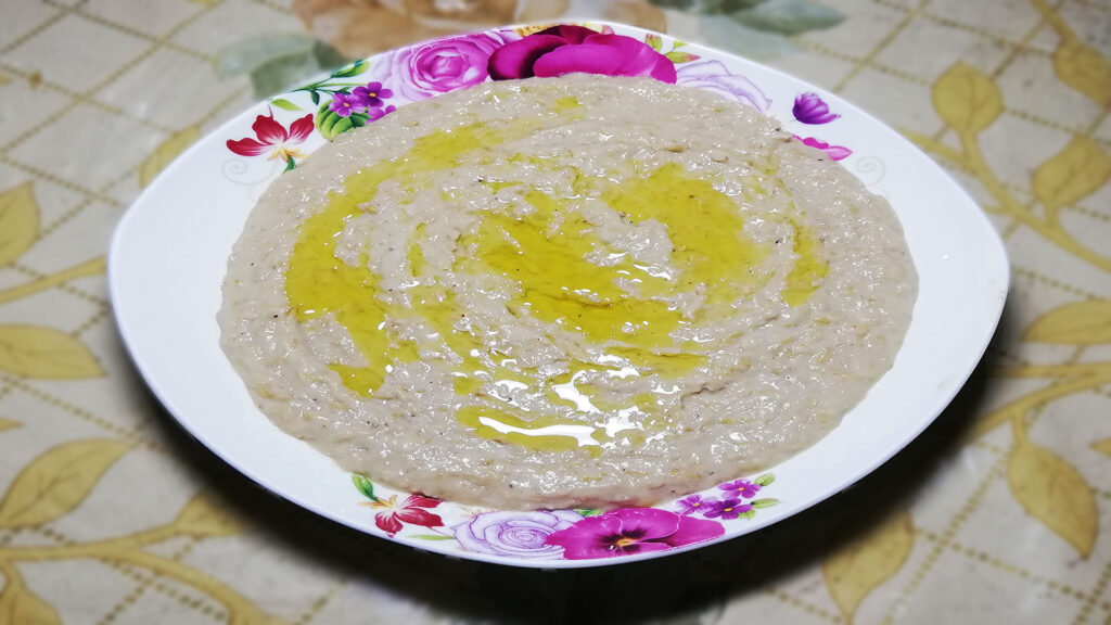 Ultimate Guide to Best Foods in Dubai : 10 Must-Try Dishes and Cafes 2 Harees