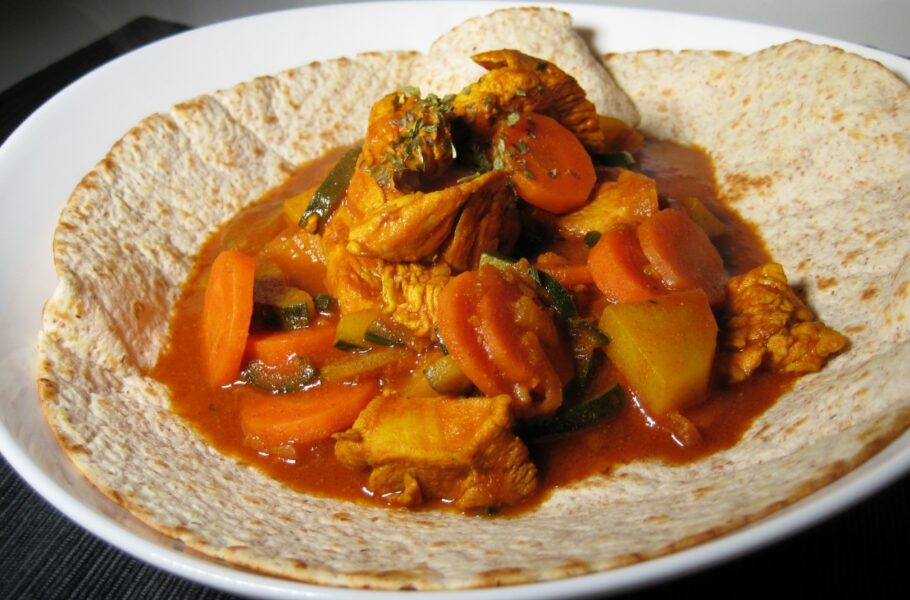 Ultimate Guide to Best Foods in Dubai : 10 Must-Try Dishes and Cafes 6 Thareed