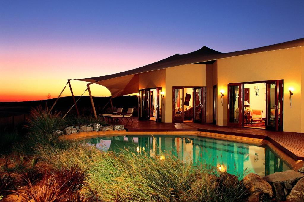 Top 10 Most Breathtaking Instagram-Worthy Hotels in Dubai 13 Al Maha, Resort & Spa