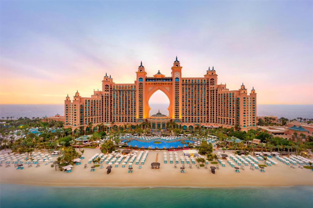 Top 10 Most Breathtaking Instagram-Worthy Hotels in Dubai 4 Atlantis The Palm Dubai